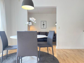 Cozy One Bedroom Apartment On Edvard Thomsens Vej, Copenhagen